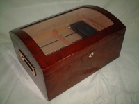 Cigar humidor